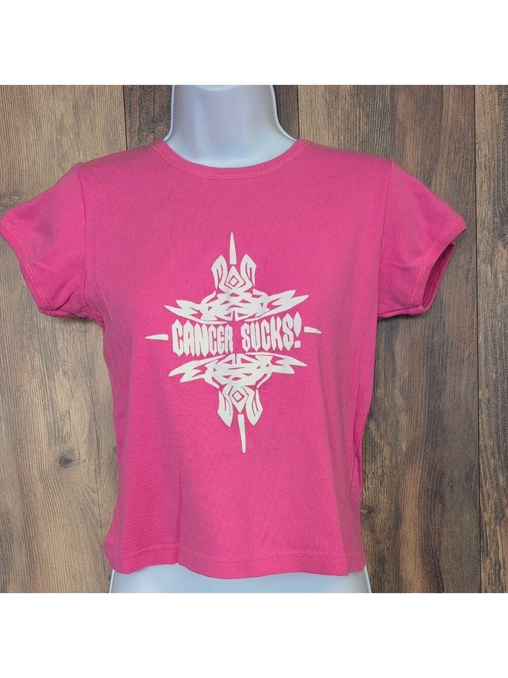 LAT Bold Pink Graphic "Cancer Sucks" Youth Tee L                     V233